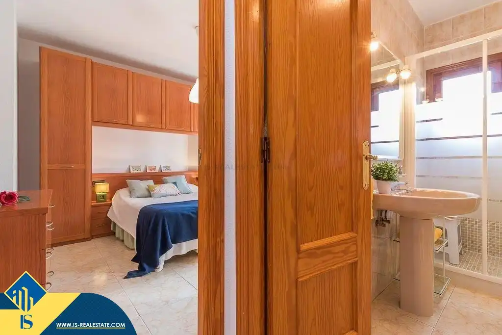 Con piscina comunitaria, en la provincia de Alicante, en el municipio de Orihuela Costa. 3 dormitorios | 90 m² | 1,5 kilómetros ha, imatge 4