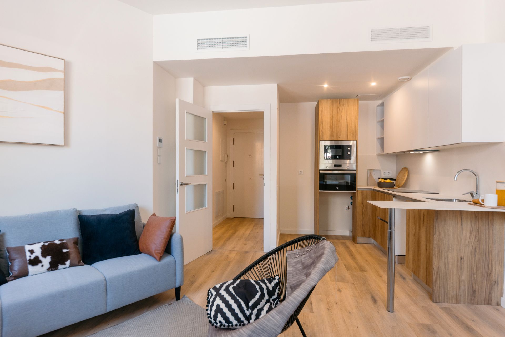 Living room of Flat for sale in Cornellà de Llobregat  with Air Conditioner, Heating and Parquet flooring