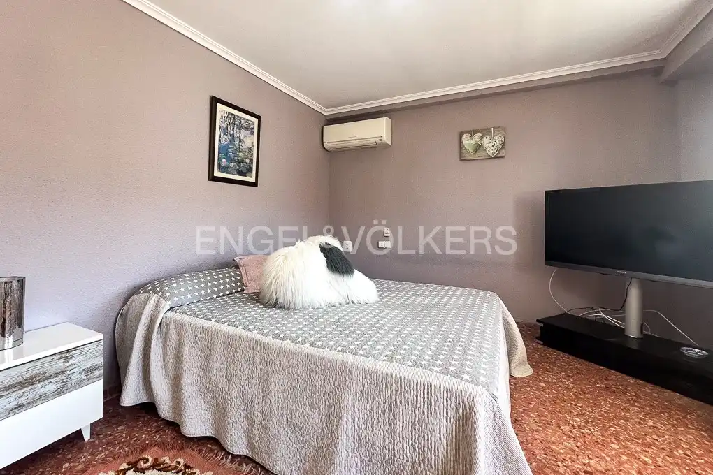 Bedroom of Flat for sale in Sueca  with Air Conditioner, Heating and Terrace