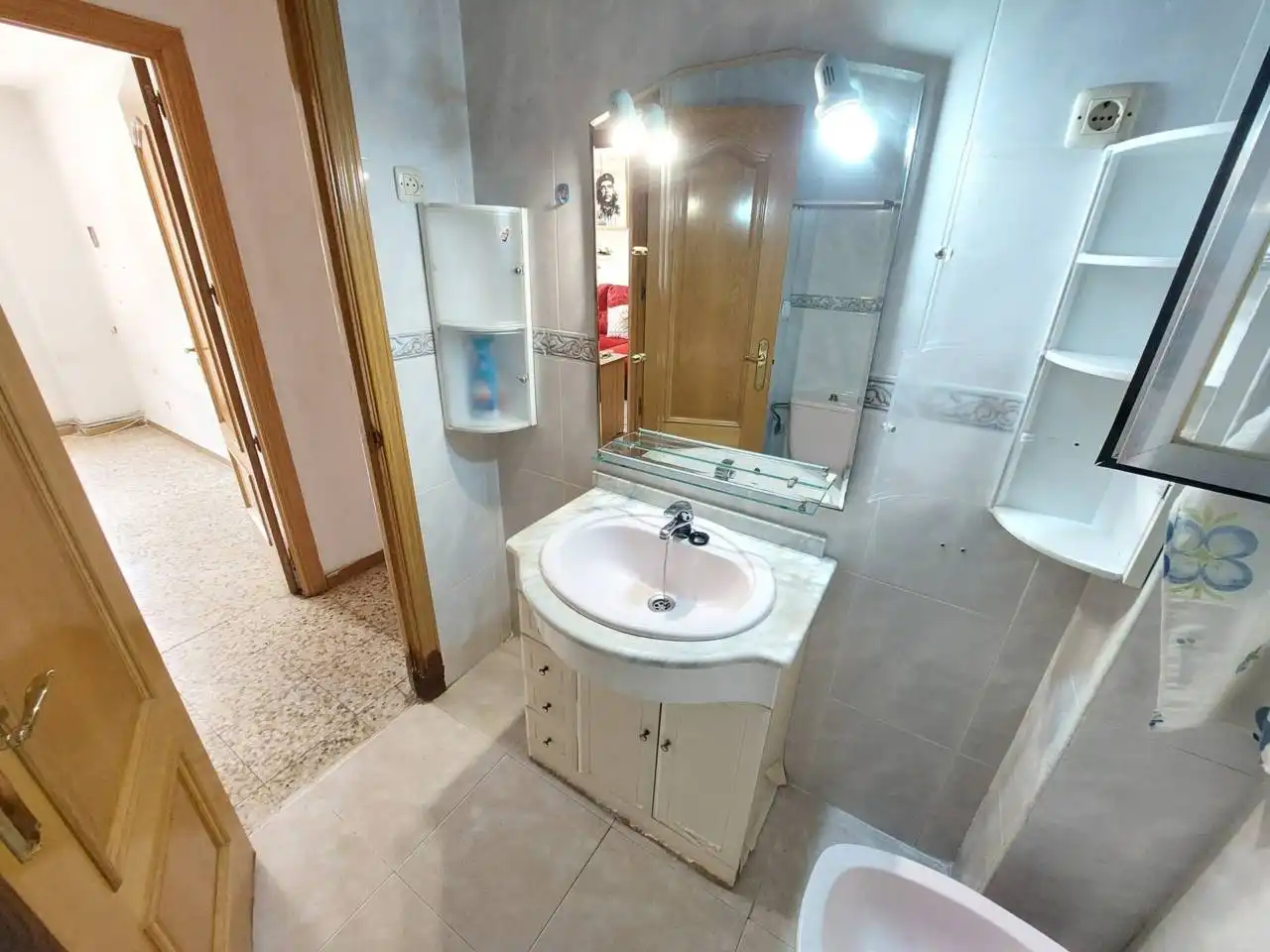 Badezimmer von Wohnung zum Verkauf in Fuenlabrada mit Heizung