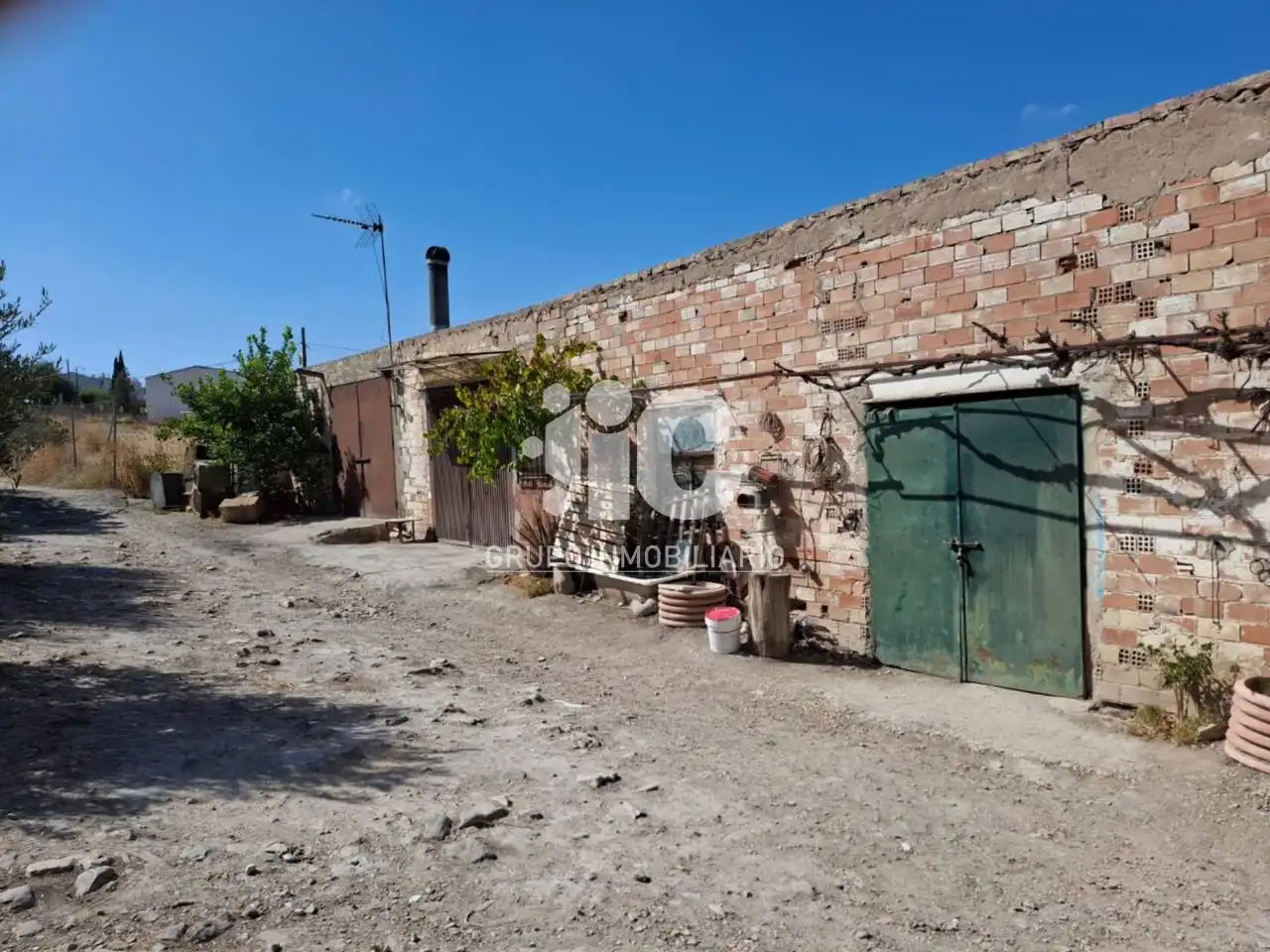 Außenansicht von Fabrik Grundstücke zum Verkauf in Valenzuela