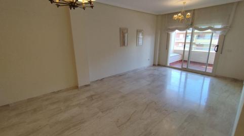 Photo 3 of Flat to rent