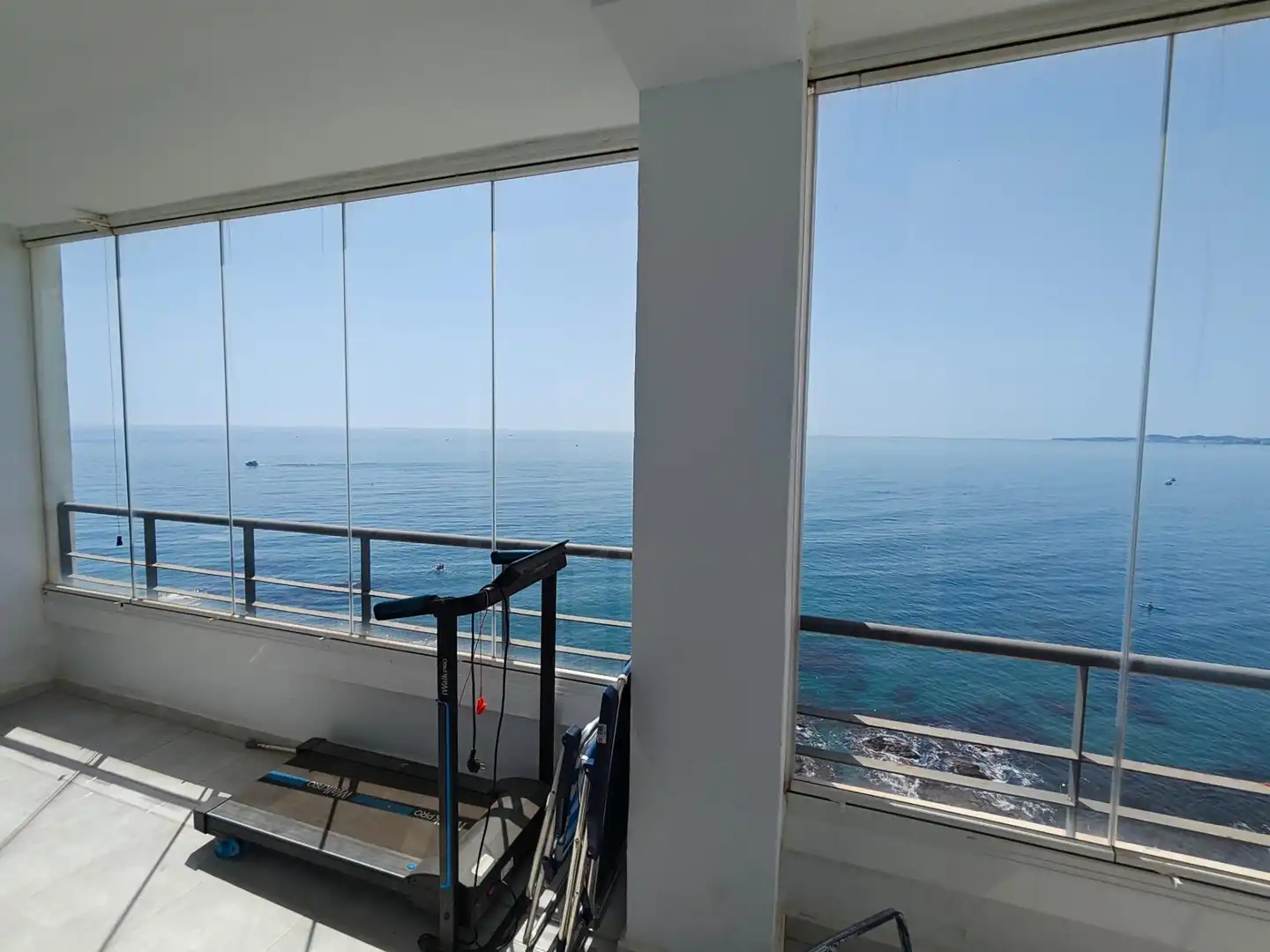 Terrasse von Wohnung zur Miete in Benalmádena mit Klimaanlage, Terrasse und Gemeinschaftspool