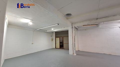 Foto 4 von Fabrikhallen zur Miete in Pozo Pando Kalea, Repelega, Portugalete