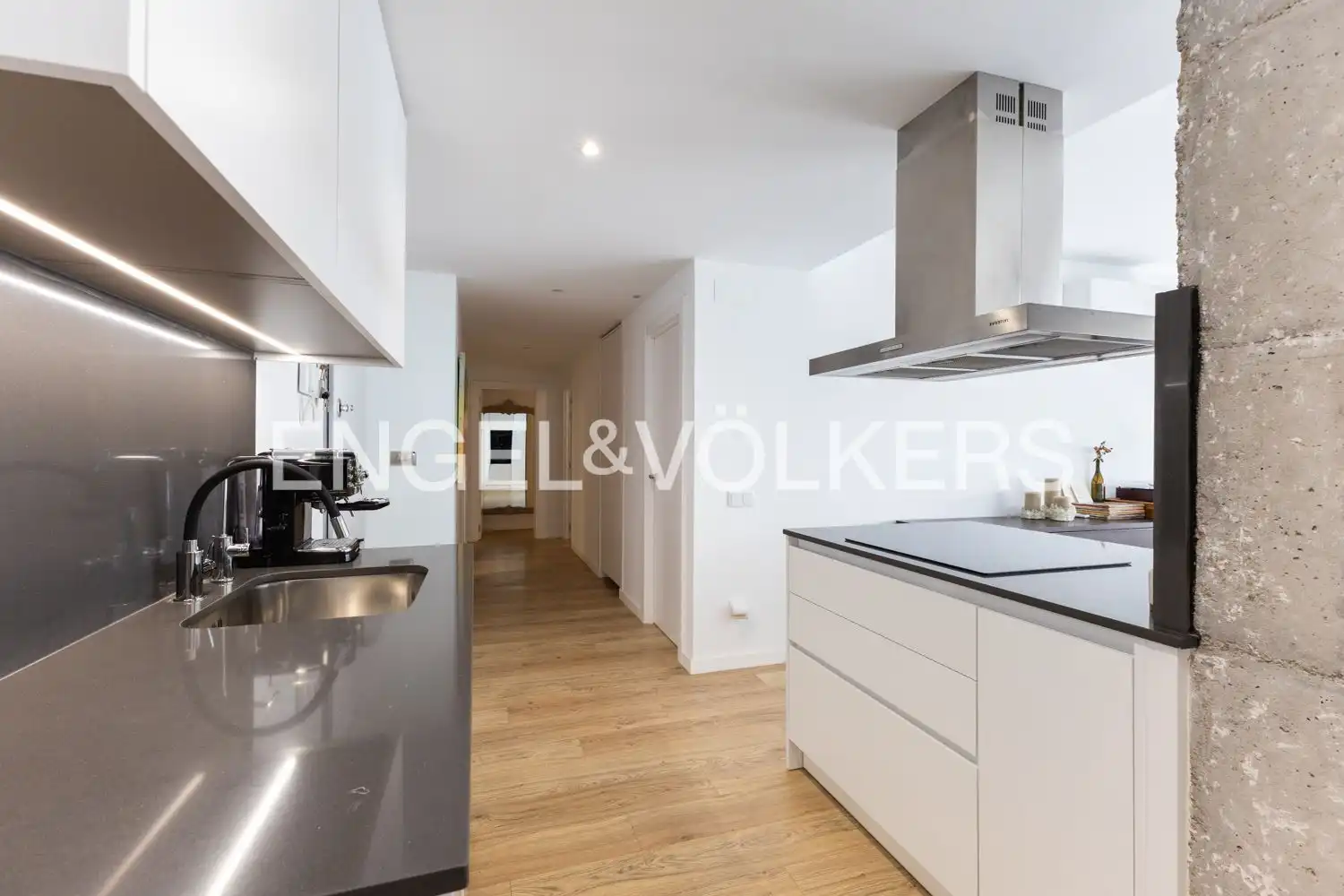 Cocina de Piso de alquiler en Castellón de la Plana / Castelló de la Plana con Aire acondicionado, Calefacción y Parquet