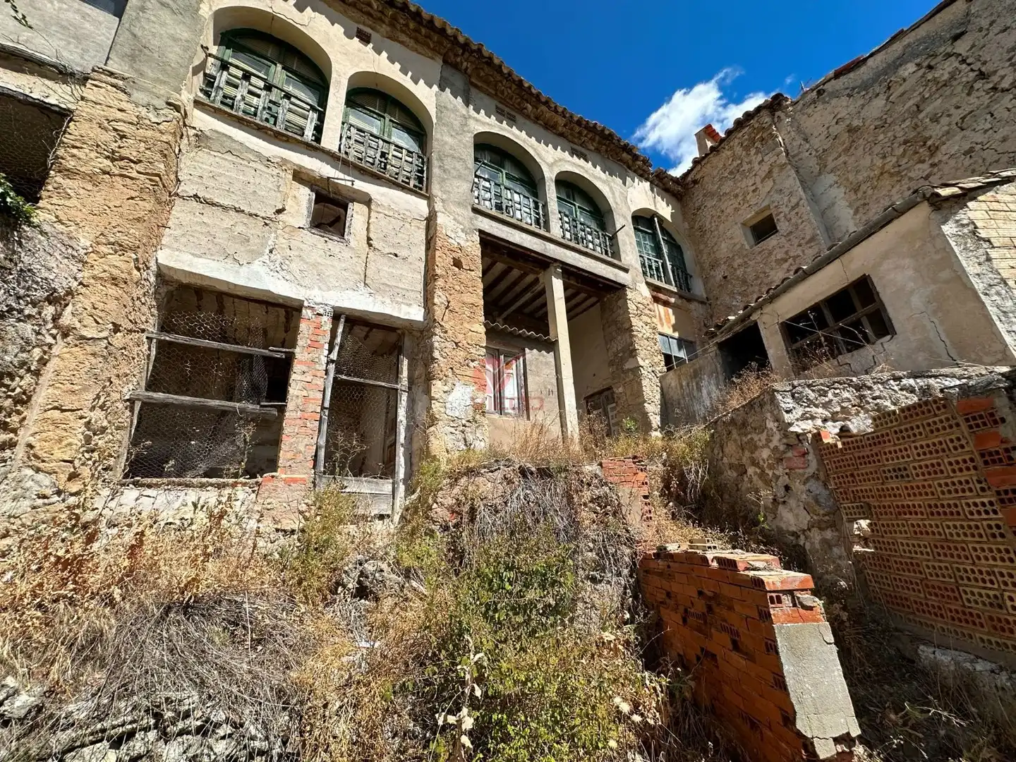 Vista exterior de Casa o chalet en venta en Priego con Calefacción, Jardín privado y Trastero
