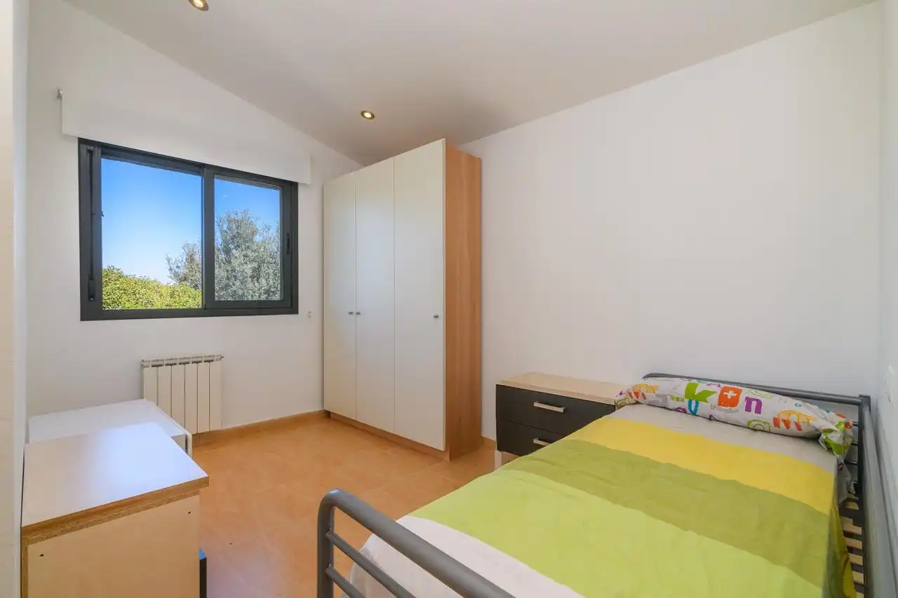 Dormitori de Casa o xalet en venda en Castellnou de Bages amb Jardí privat, Terrassa i Piscina