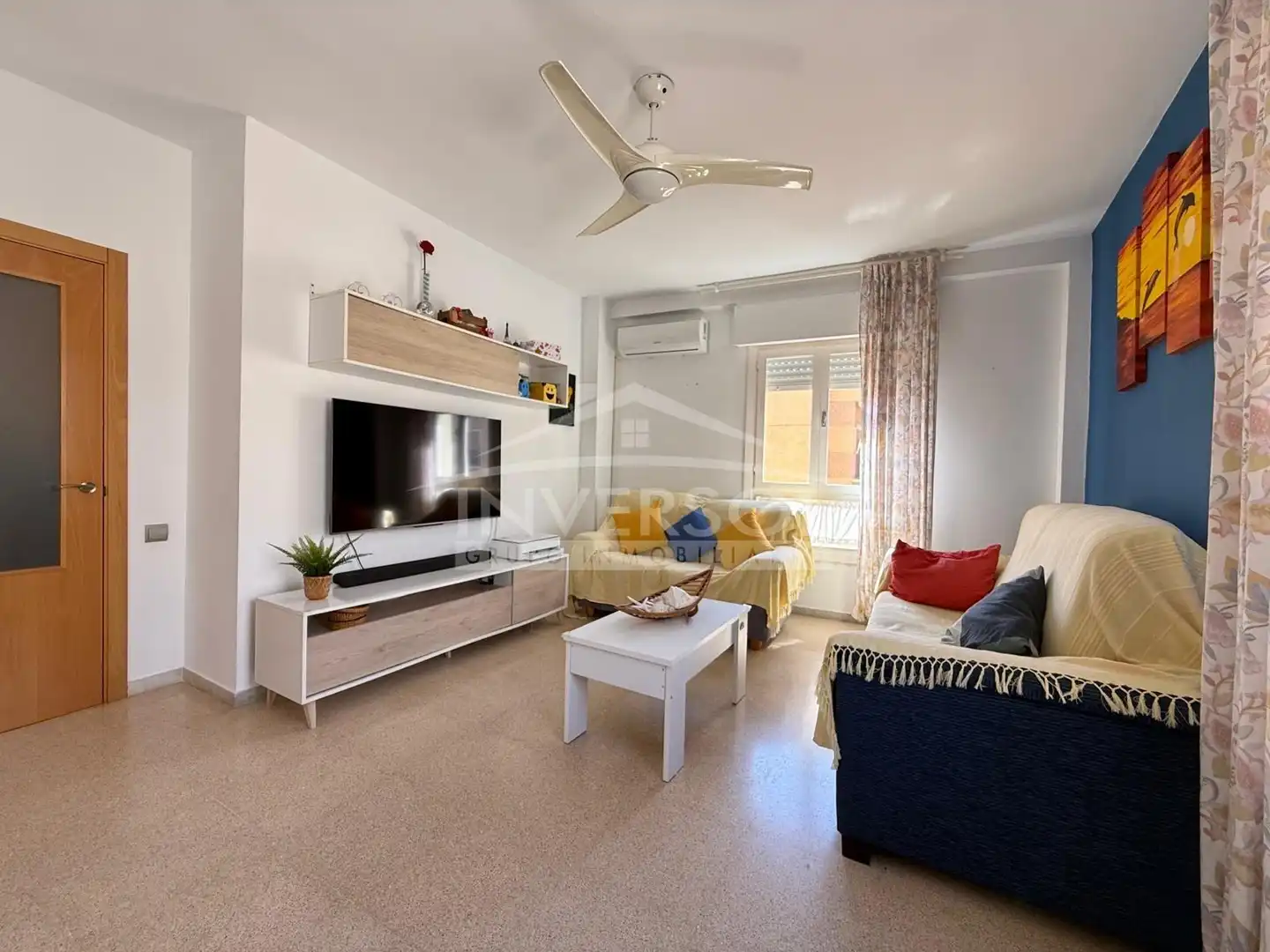 Sala de estar de Piso en venta en El Ejido con Aire acondicionado, Calefacción y Amueblado