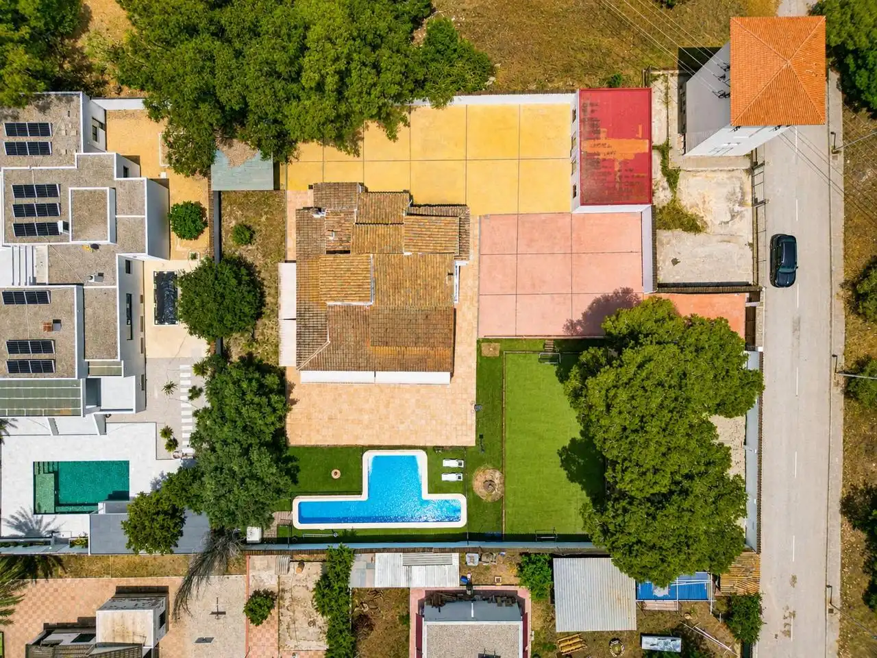 Vista exterior de Casa o chalet en venta en Santa Pola con Calefacción, Jardín privado y Parquet