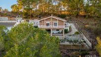 Vista exterior de Casa o xalet en venda en Riudecanyes amb Aire condicionat i Jardí privat