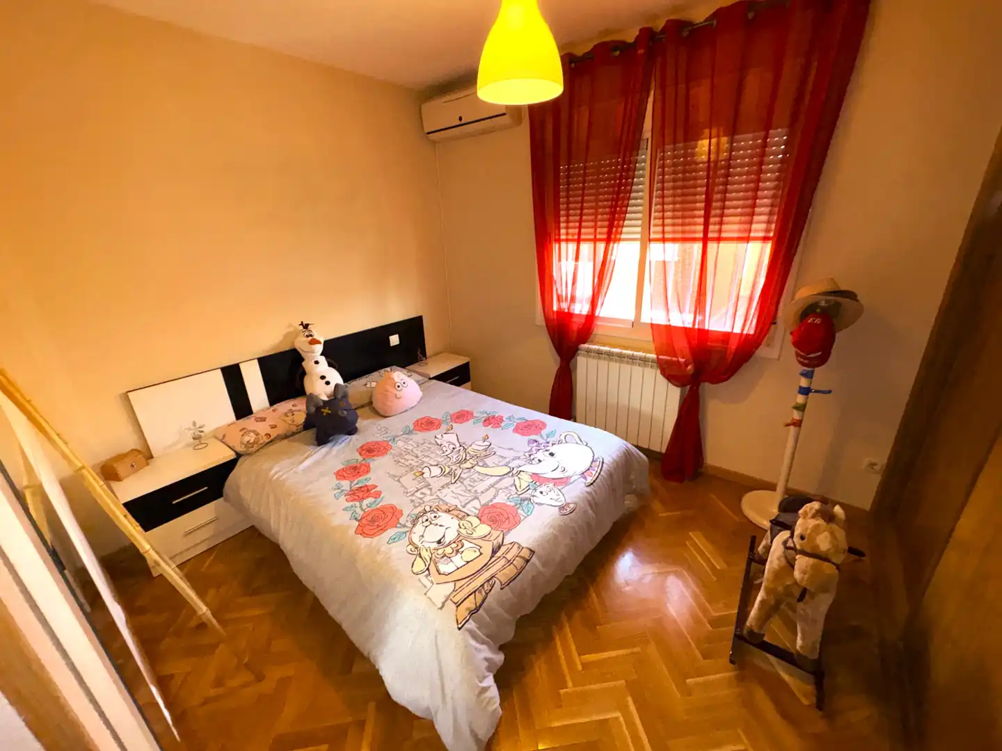 Habitación de Casa o chalet en venta en Loeches con Aire acondicionado, Calefacción y Parquet