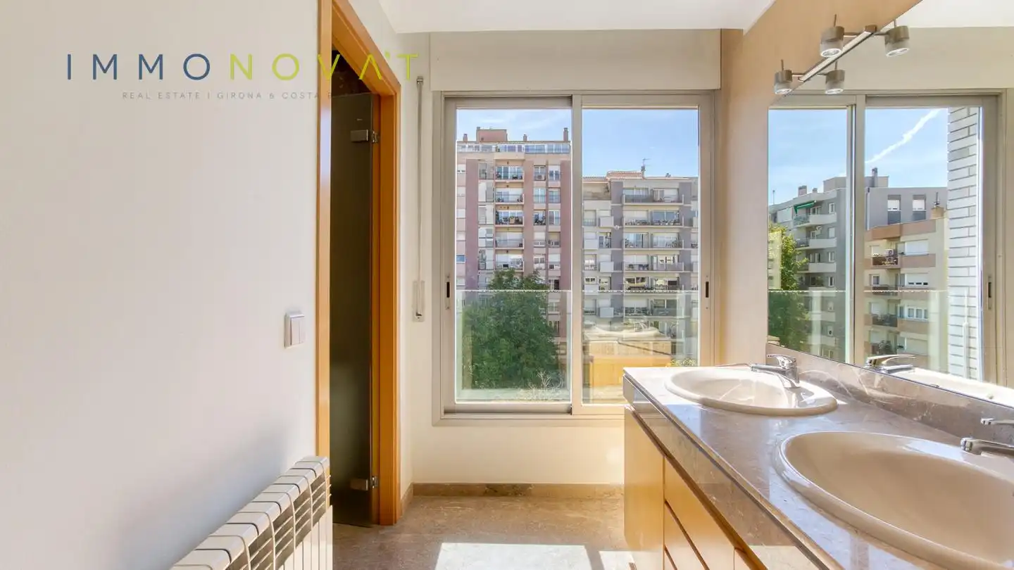 Bedroom of Flat for sale in Eixample Sud – Migdia