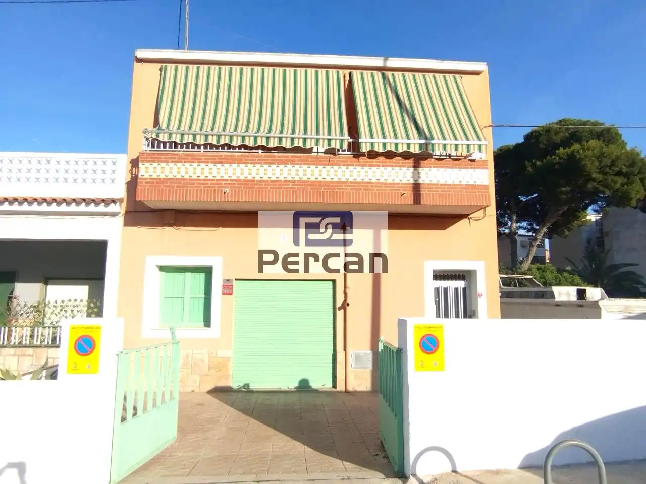 Exterior view of Houses for rent in El Campello  with Air Conditioner, Heating and Private garden