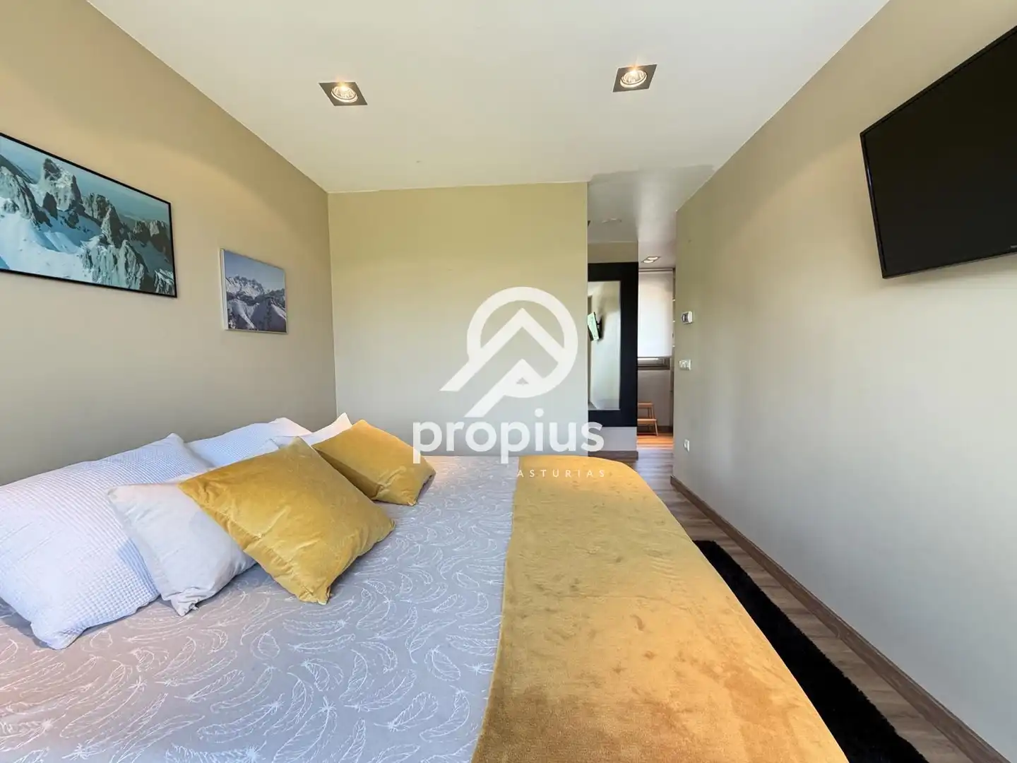 Habitación de Casa o chalet en venta en Cangas de Onís con Calefacción, Terraza y Trastero