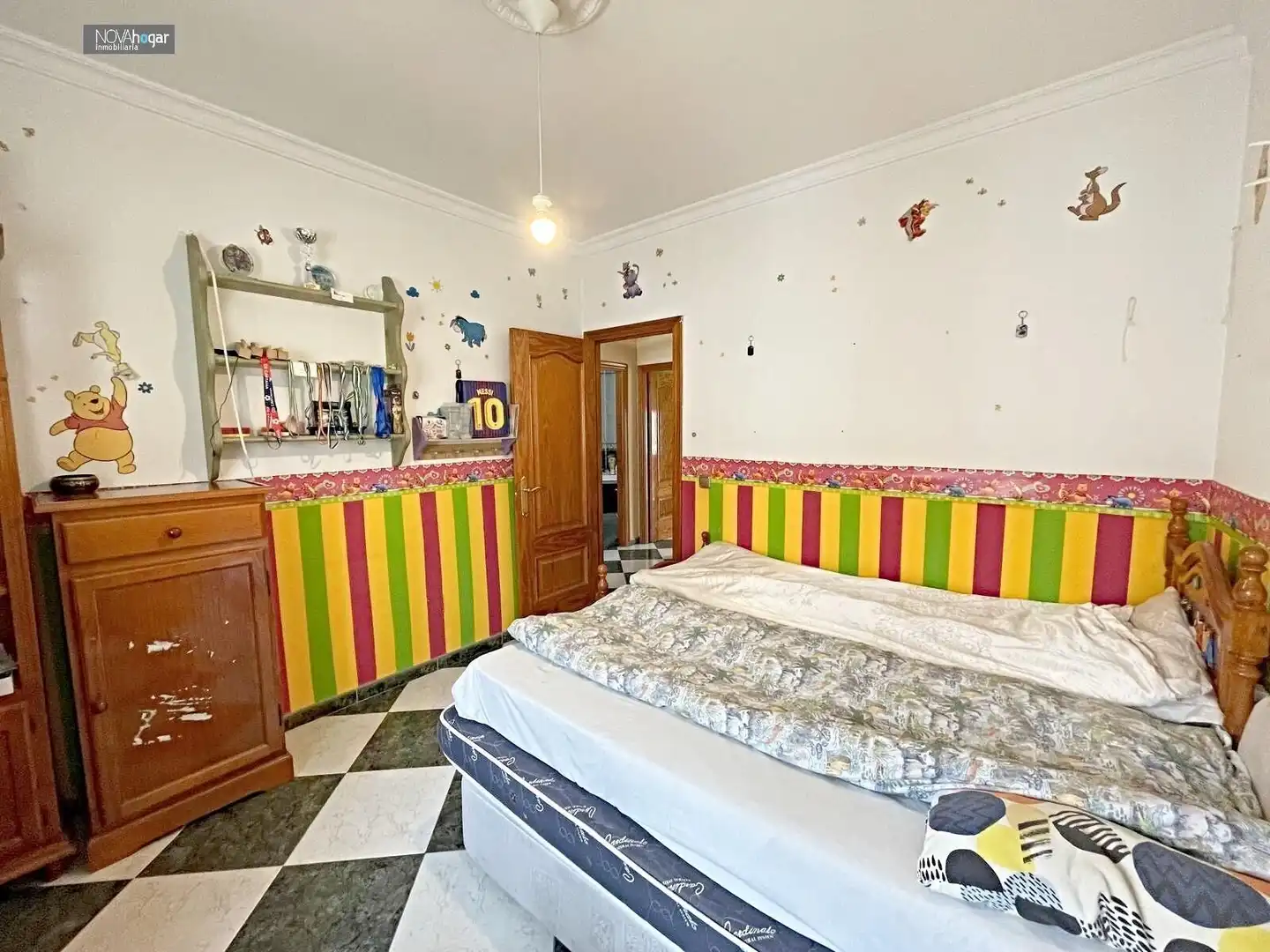 Bedroom of Houses for sale in Málaga  with Air Conditioner, Terrace and Furnished