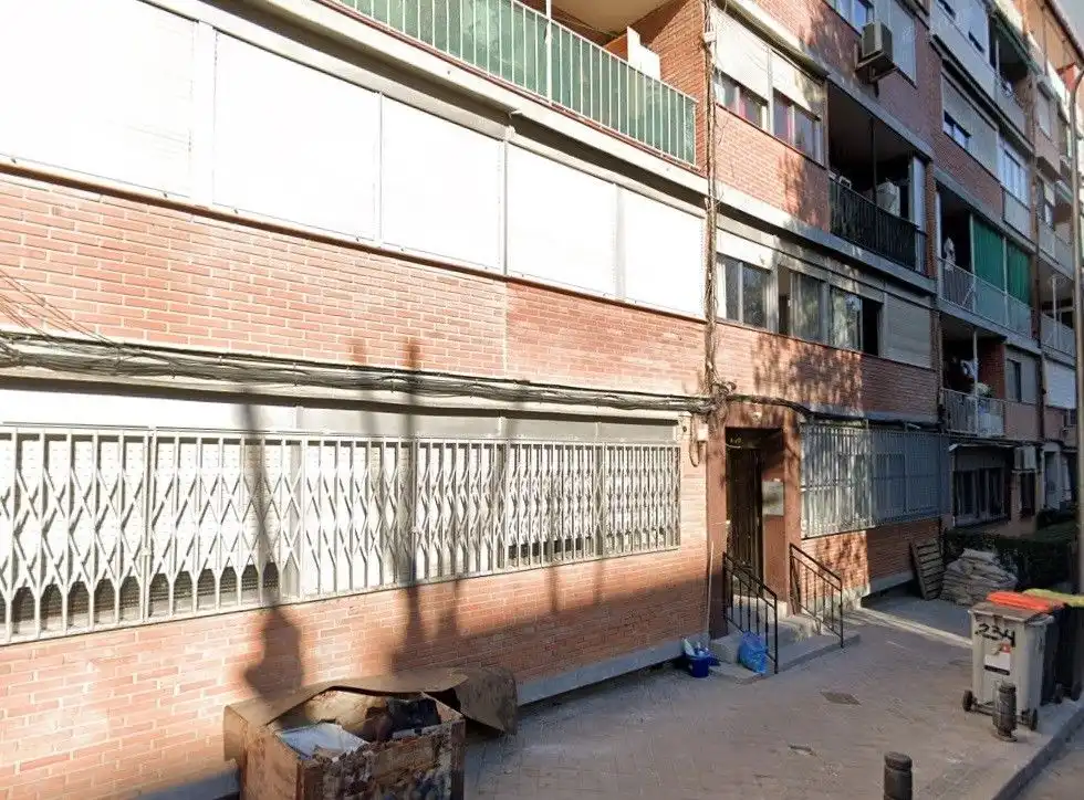 Vista exterior de Apartamento en venta en Madrid