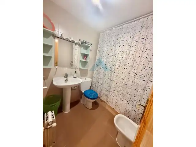 Baño de Casa adosada de alquiler en Meco con Aire acondicionado, Calefacción y Parquet