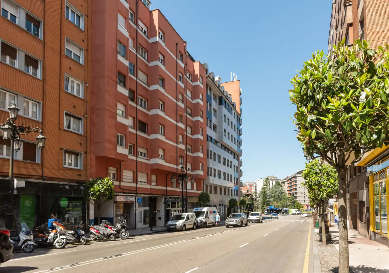 Bureau à vendre à Oviedo - CL GONZALEZ BESADA 53