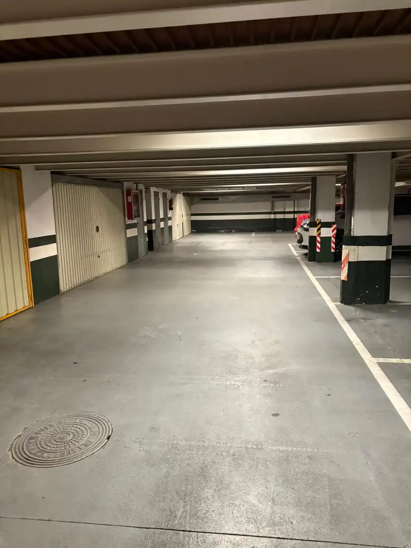 Parking de Garaje en venta en  Logroño