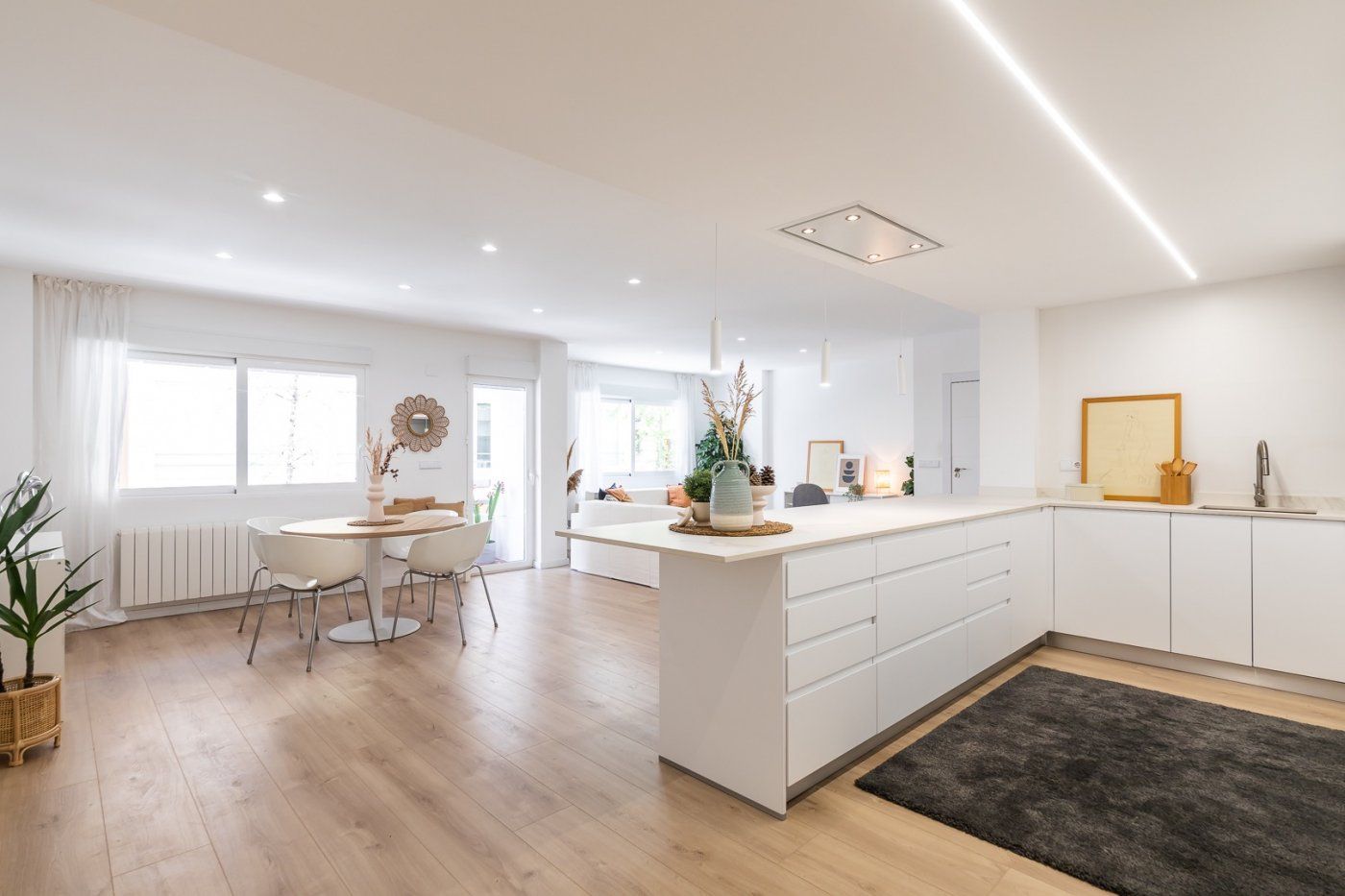 Kitchen of Flat for sale in  Valencia Capital  with Air Conditioner, Heating and Parquet flooring