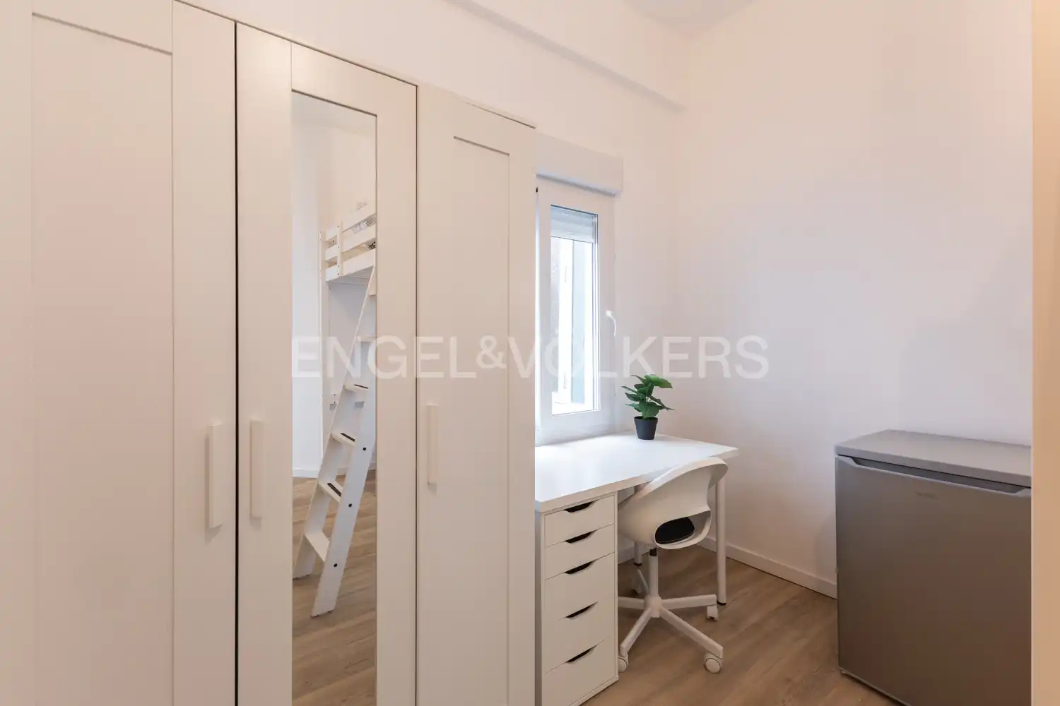 Habitación de Piso en venta en Valencia con Aire acondicionado, Calefacción y Trastero