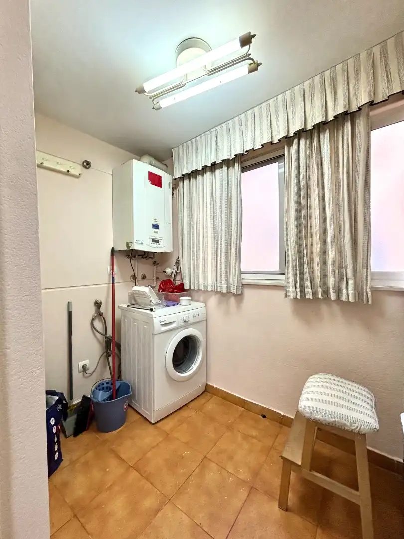 Piso con ascensor en venta en Avenida Donantes de Sangre 24, imagen 3