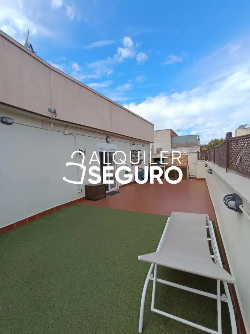 Terrace of Attic for rent in Centro