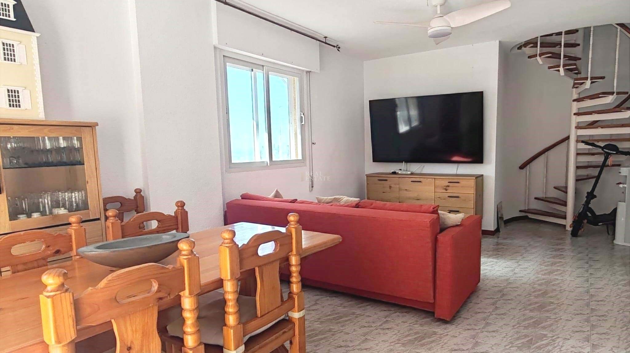 Sala de estar de Piso en venta en La Manga del Mar Menor con Trastero, Piscina y Balcón