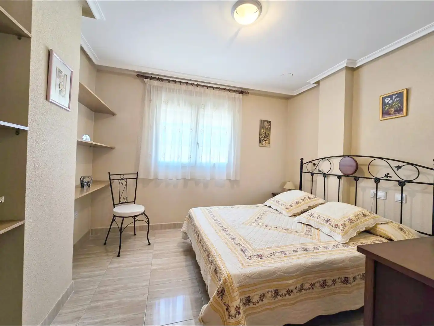 Dormitori de Casa o xalet en venda en Aspe amb Jardí privat, Terrassa i Traster