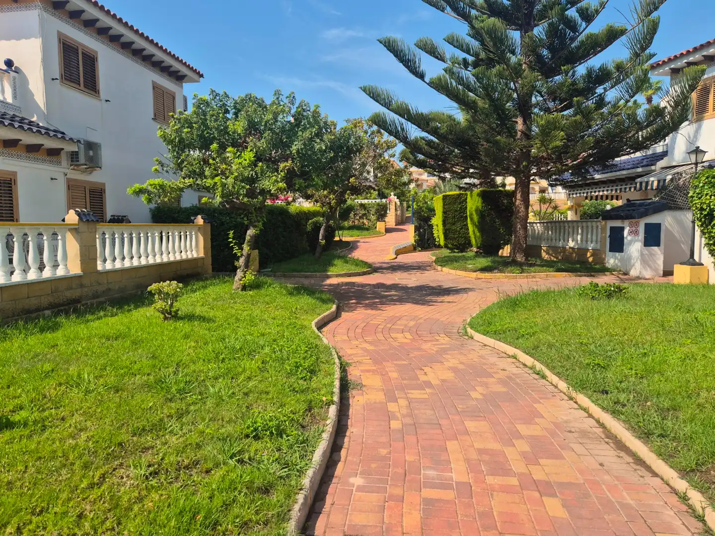 Exterior view of Flat for sale in Torrevieja  with Air Conditioner, Terrace and Storage room
