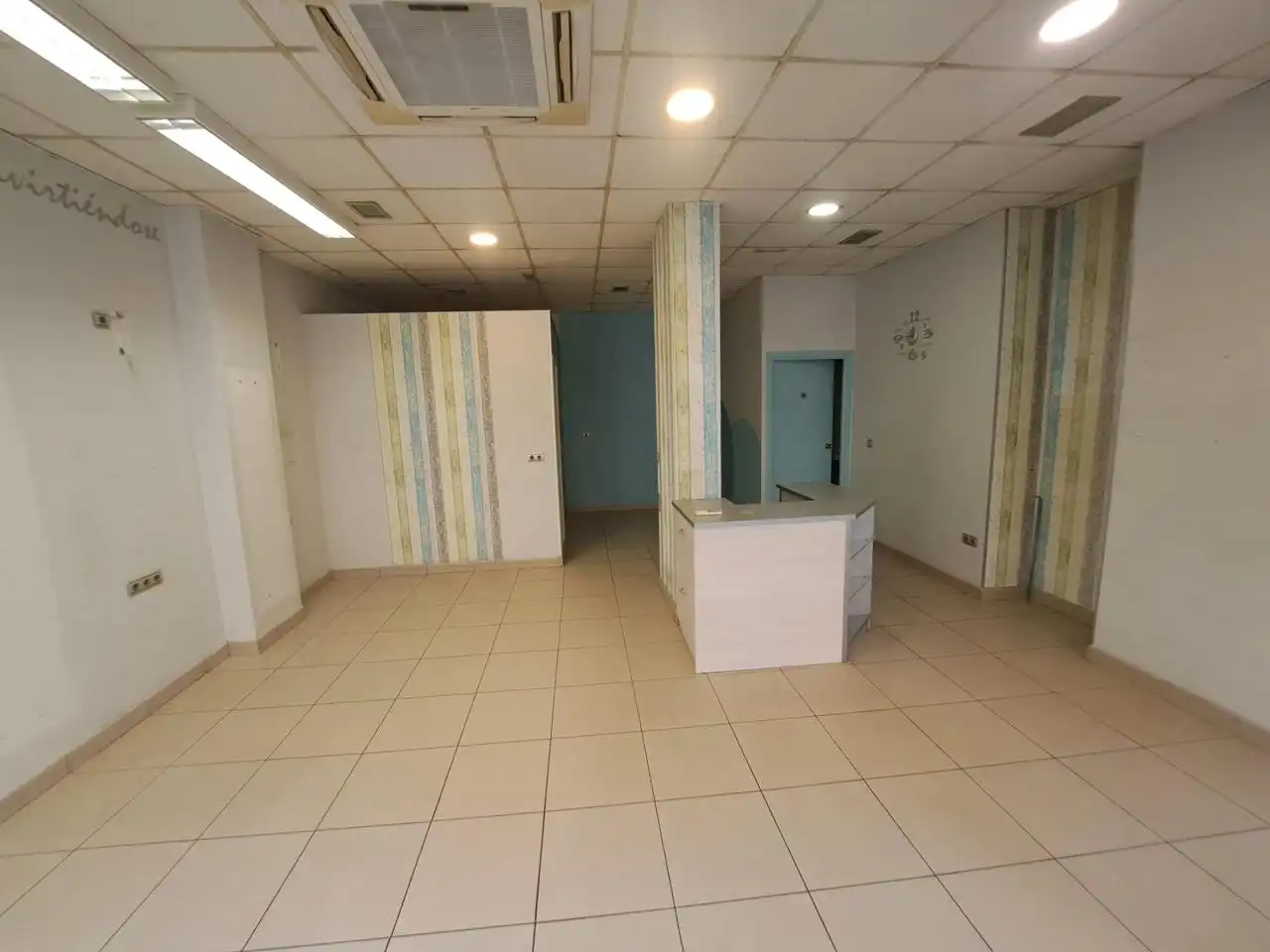 Commercial properties for rent in Calle de Silvestre Pérez, 7, Las Fuentes