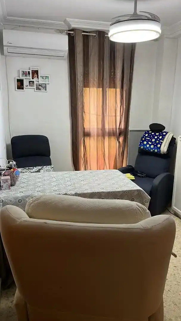 Dormitori de Pis en venda en Dos Hermanas amb Aire condicionat i Balcó