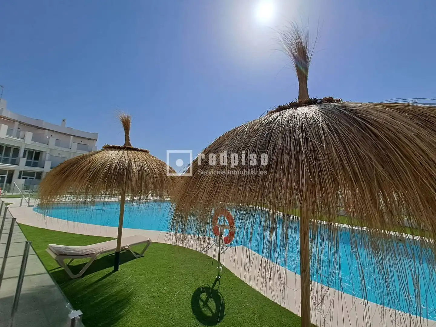 Schwimmbecken von Wohnungen zum Verkauf in Rincón de la Victoria mit Privatgarten, Terrasse und Schwimmbad