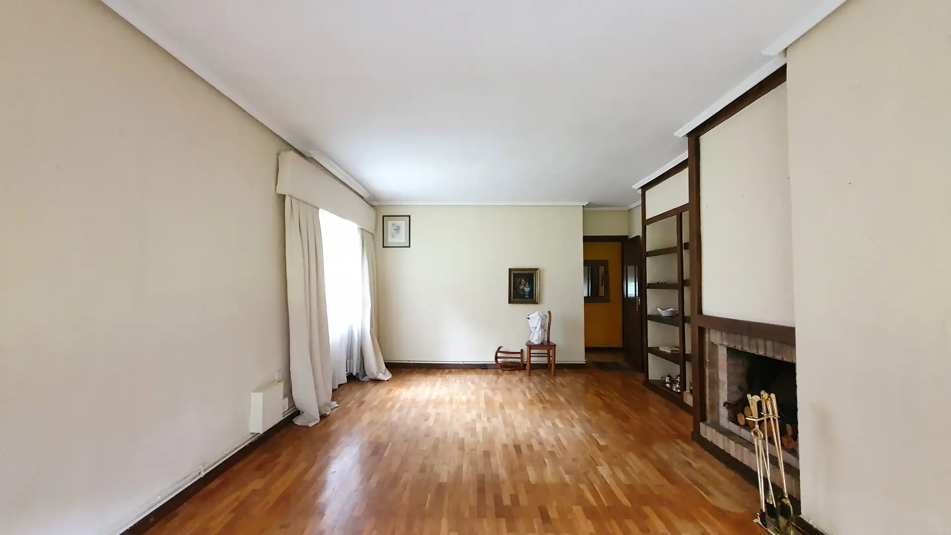 Sala d'estar de Casa o xalet en venda en Palencia amb Calefacció, Terrassa i Traster
