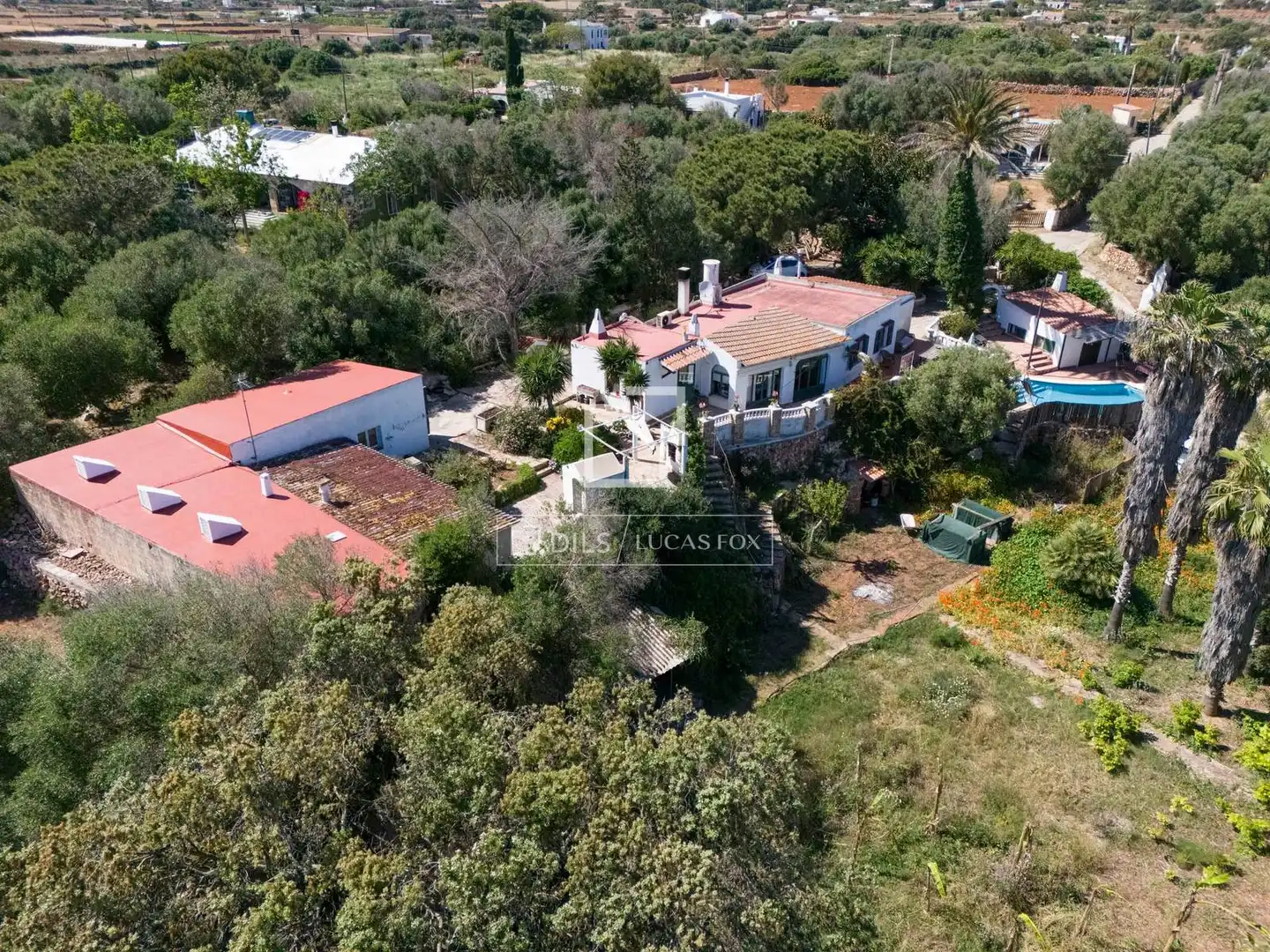 Vista exterior de Finca rústica en venda en Ciutadella de Menorca amb Aire condicionat, Jardí privat i Terrassa