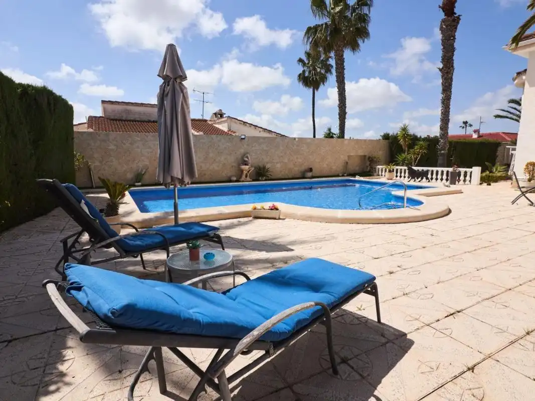 Swimming pool of Houses for sale in Rojales  with Air Conditioner and Private garden