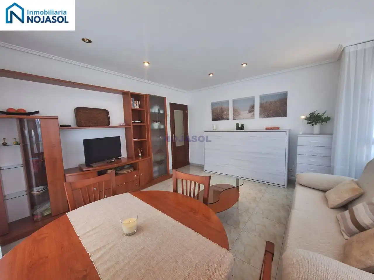 Sala de estar de Apartamento de alquiler en Noja con Calefacción, Terraza y Amueblado
