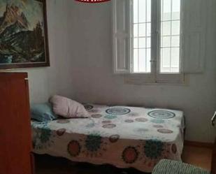 Dormitori de Apartament de lloguer en  Madrid Capital amb Balcó