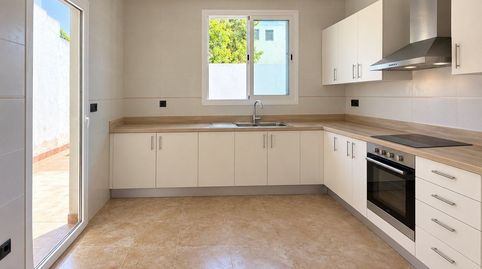 Foto 5 de Casa adosada en venta en Calle Carrer Major, Massalavés, Valencia