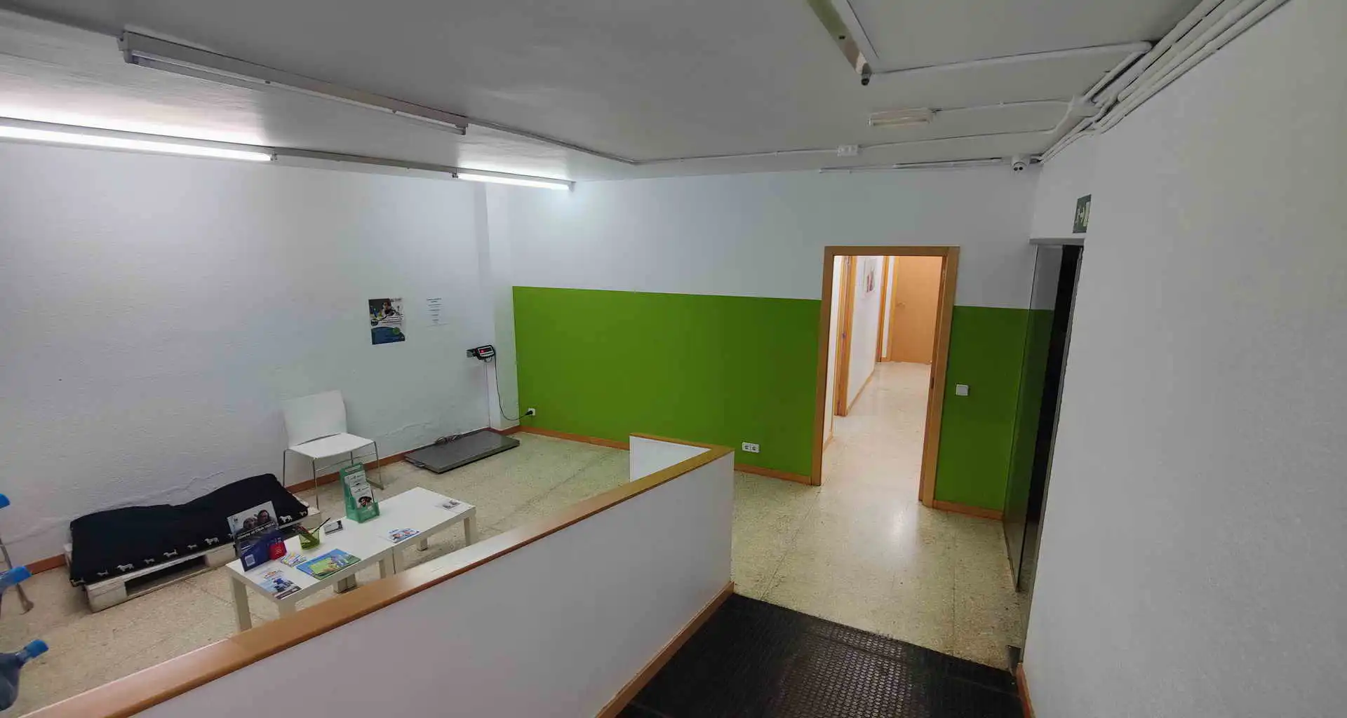 Business premises to rent in Vallirana, imagen 2