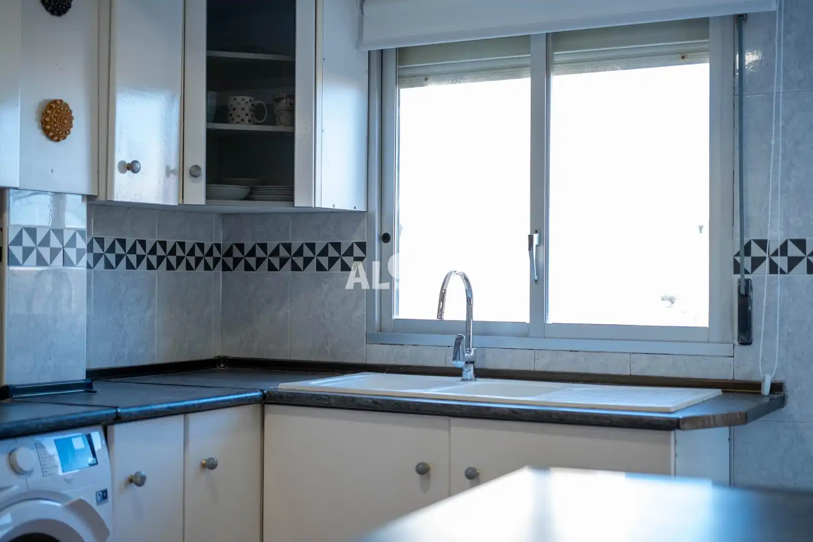 Cuina de Apartament de lloguer en Moncada amb Aire condicionat, Moblat i Balcó