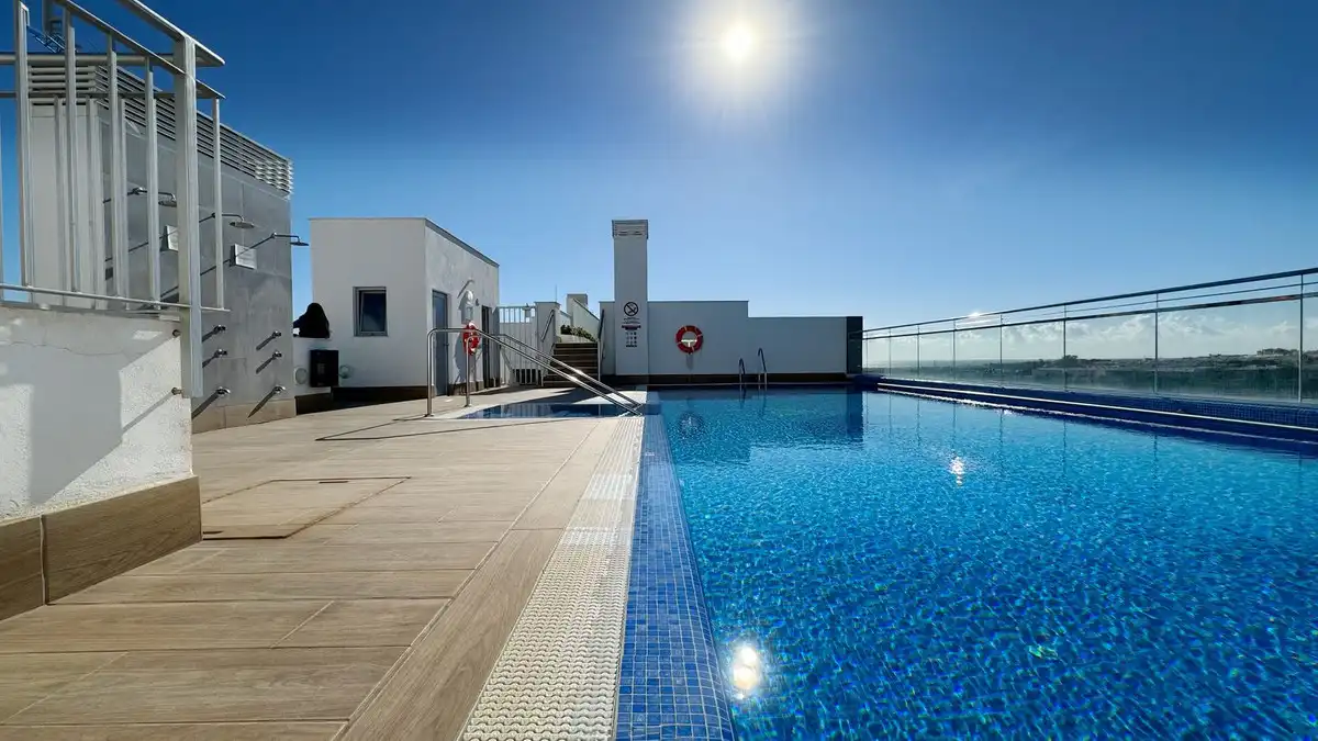 Apartment with pool for sale in Nueva Andalucía, imagen 15