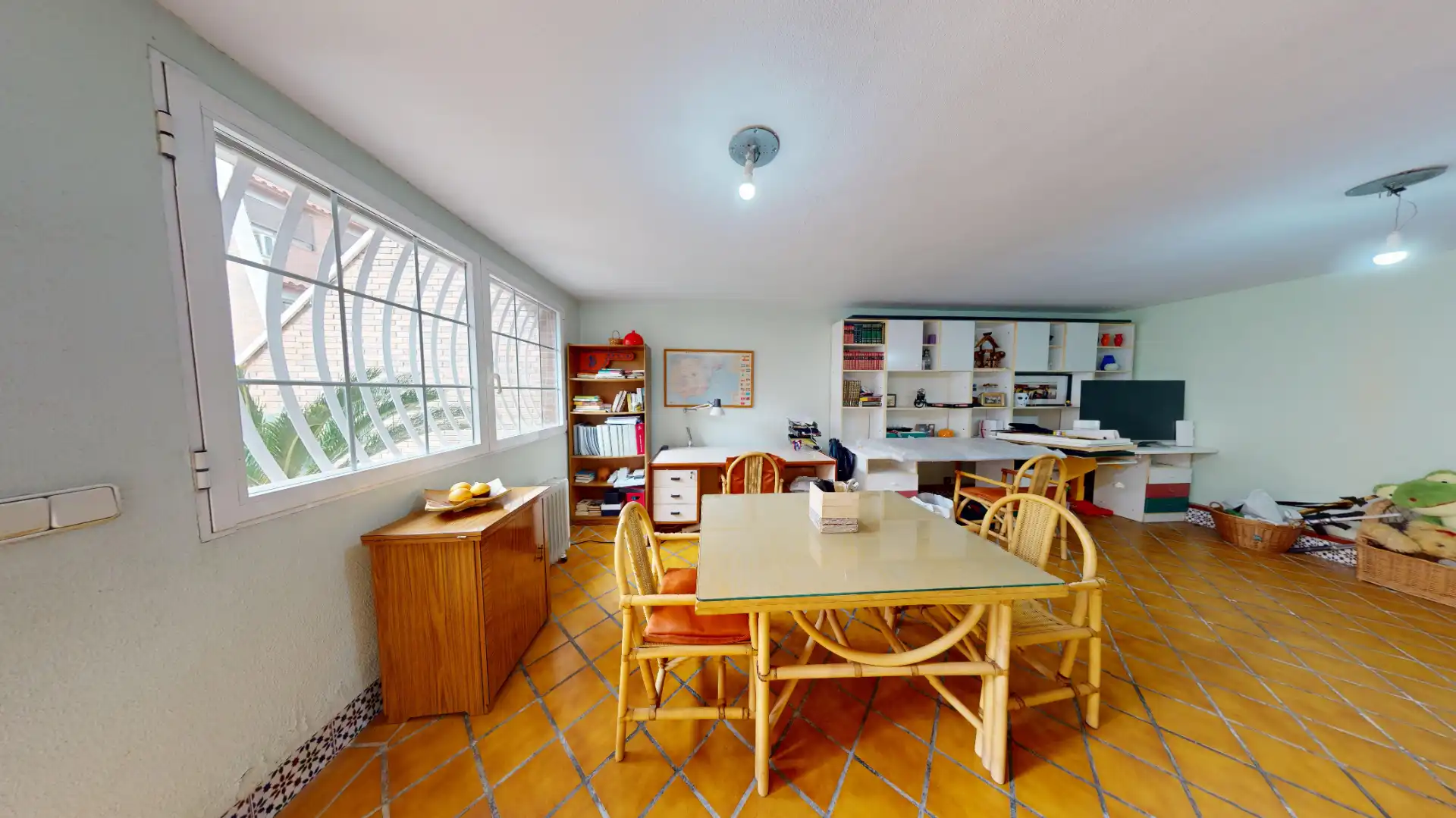 Cocina de Casa o chalet en venta en Alicante / Alacant con Aire acondicionado, Jardín privado y Terraza