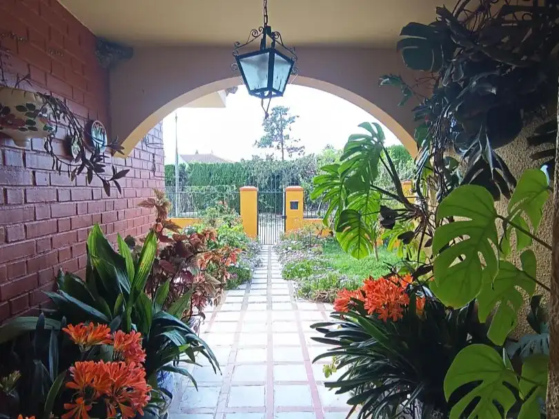 Chalet con jardín en venta en Calle Romero 6, imagen 6