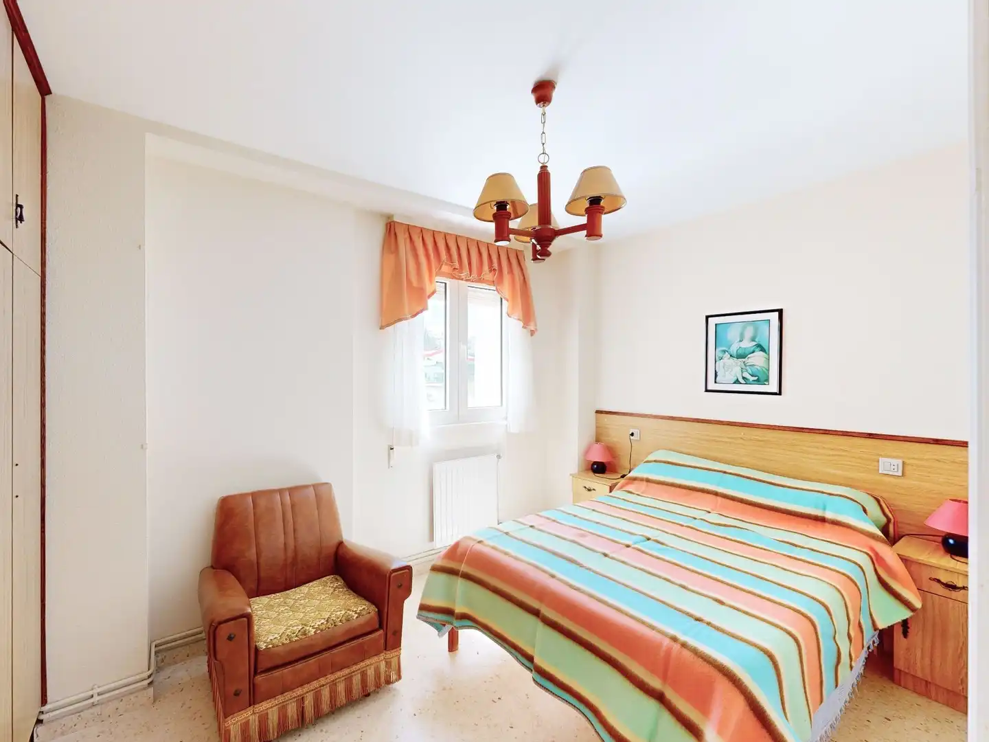Habitación de Piso en venta en Foz con Calefacción, Trastero y Amueblado