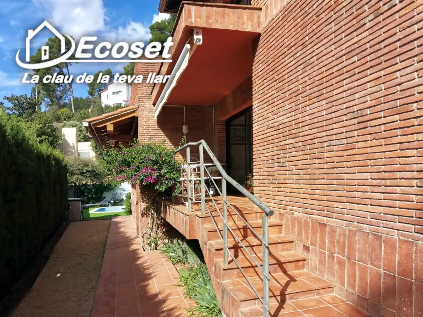 Exterior view of Houses for sale in Corbera de Llobregat  with Heating, Private garden and Parquet flooring