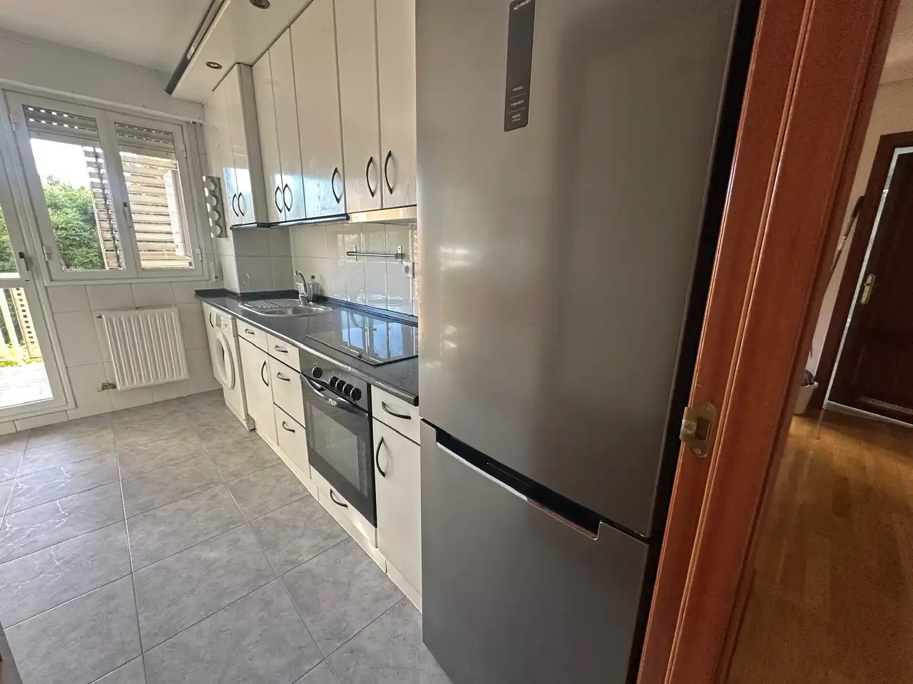 Cocina de Piso de alquiler en  Pamplona / Iruña con Calefacción, Amueblado y Horno