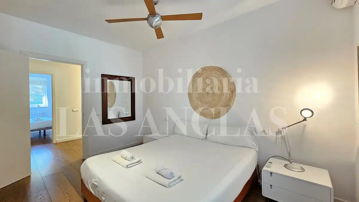 Dormitori de Finca rústica en venda en Santa Eulària des Riu amb Aire condicionat, Calefacció i Parquet