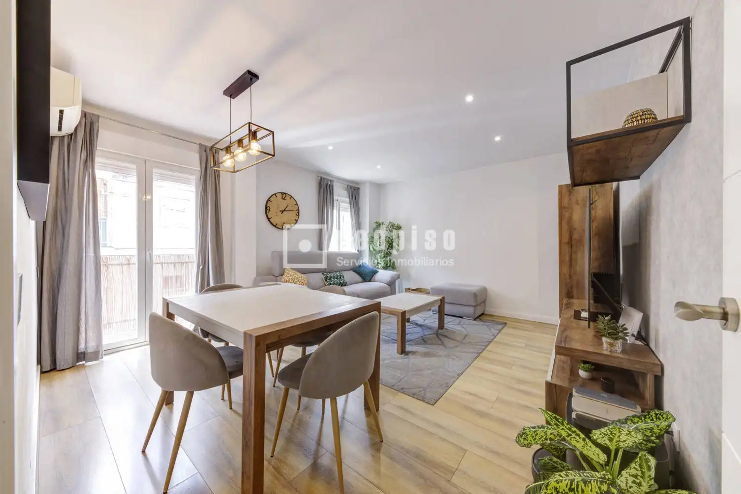 Bedroom of Flat for sale in Pozuelo de Alarcón  with Air Conditioner, Heating and Terrace