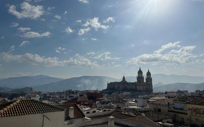 Außenansicht von Maisonette zum verkauf in  Jaén Capital mit Terrasse, Schwimmbad und Balkon